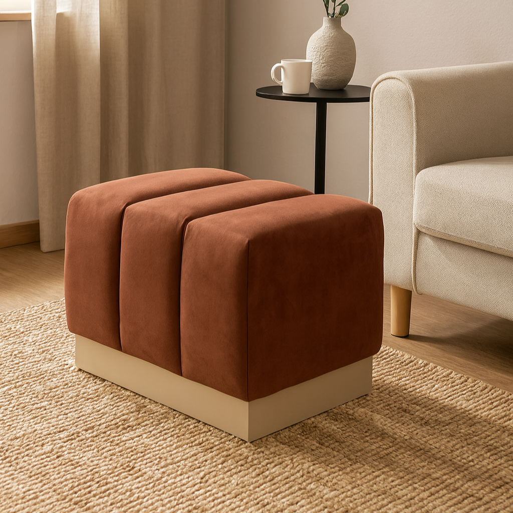 P2001 Puff in Terracotta-Farbe