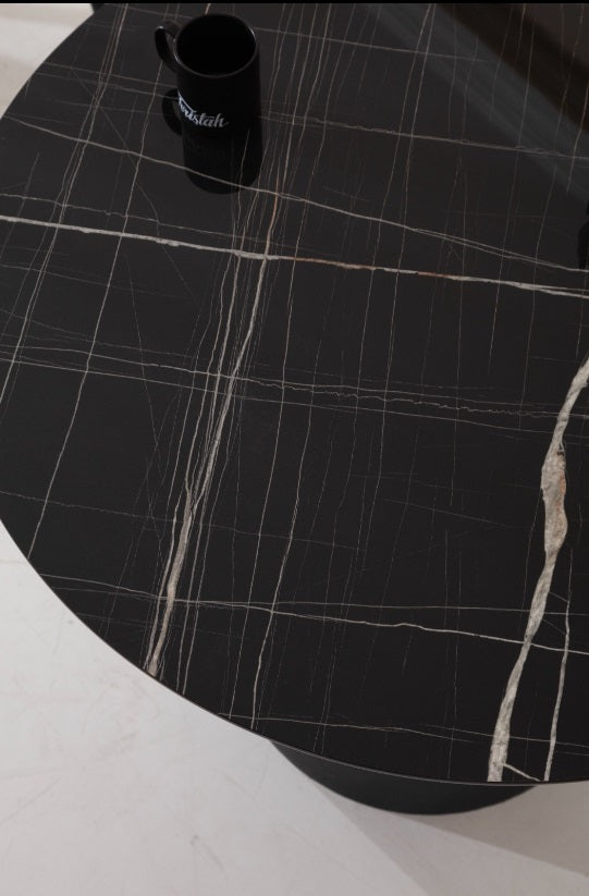 T1403 Runder Tisch mit schwarzer Marmorplatte