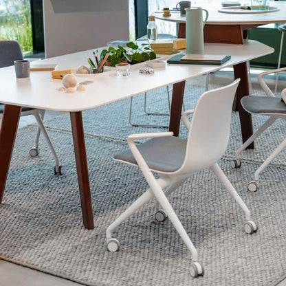 F2202 Ergonomischer Bürostuhl