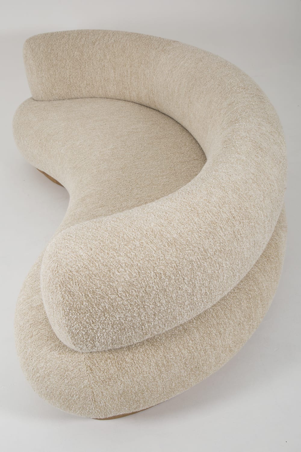 S0102 Ovals Bouclé-Sofa