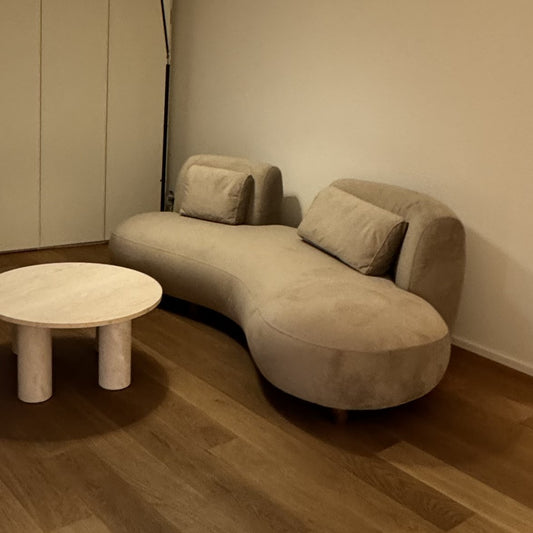 S2010 Geschwungenes Samtsofa