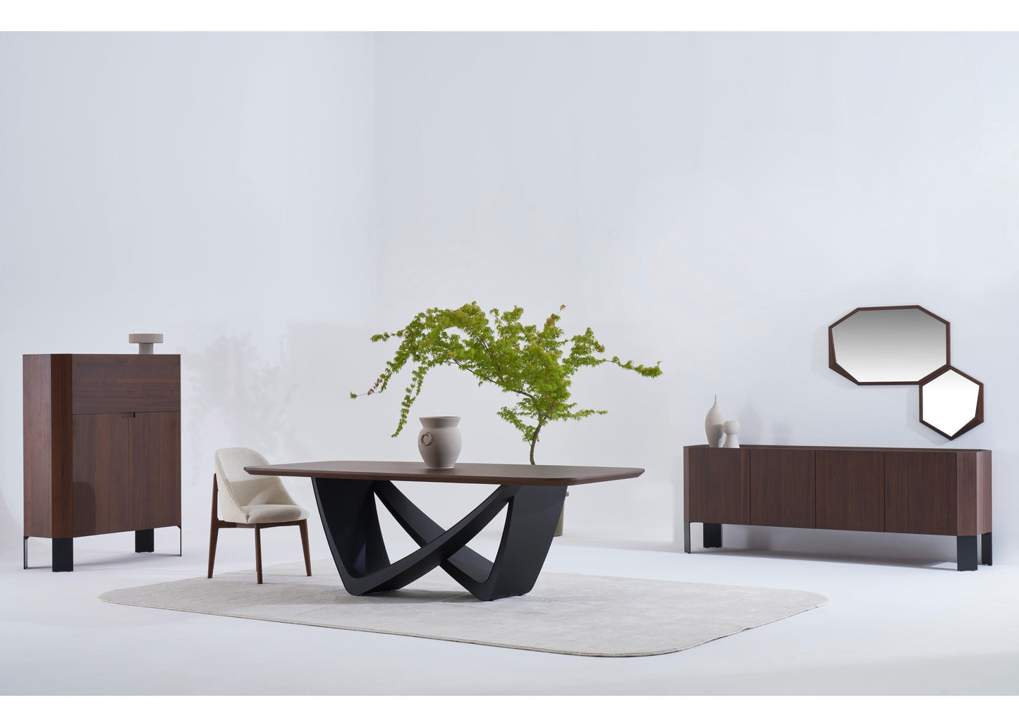 SB1202 Bar-Anrichte aus Nussbaum