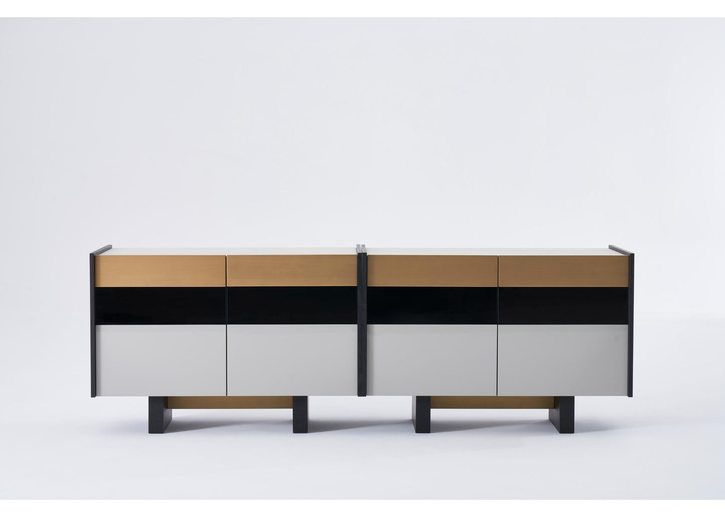 SB1203 Anrichte in Schwarz, Grau & Messing