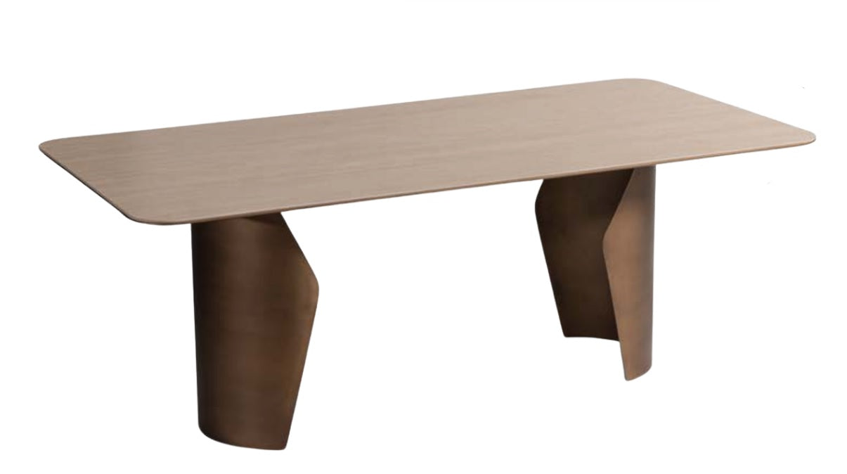 T1501 Esstisch mit bronzefarbenen Beinen und heller Holzplatte