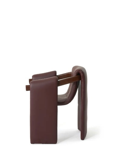 C0113 Designstuhl mit Lederbezug