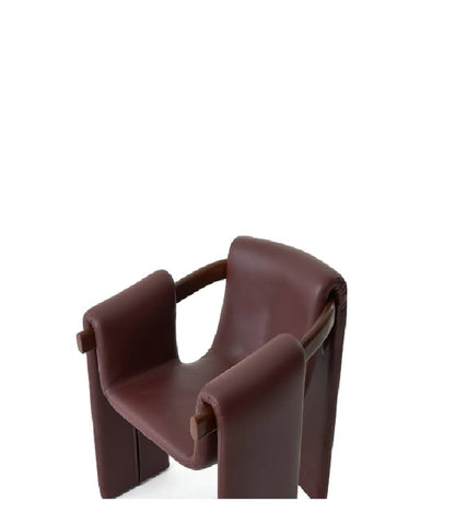 C0113 Designstuhl mit Lederbezug