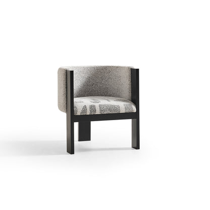 C0116 Holzstuhl mit Stoffdetail