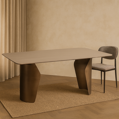 T1501 Esstisch mit bronzefarbenen Beinen und heller Holzplatte