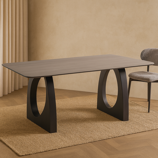 T1503 Rechteckiger Esstisch mit dunklem Fuss